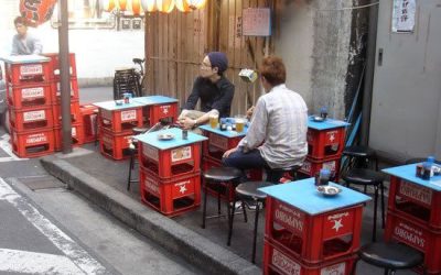 6 Tips Makan Sehat Saat Berpergian Bagi Para Traveler