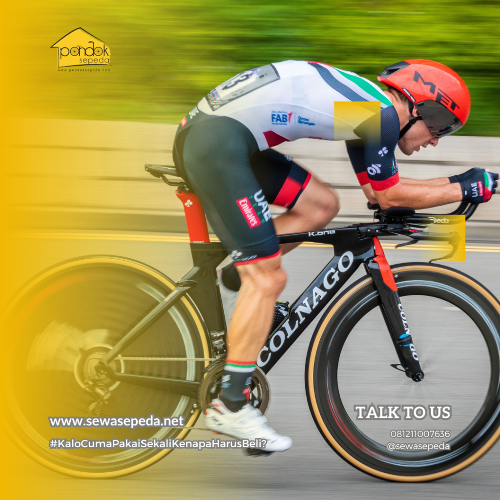 Cycling suit
